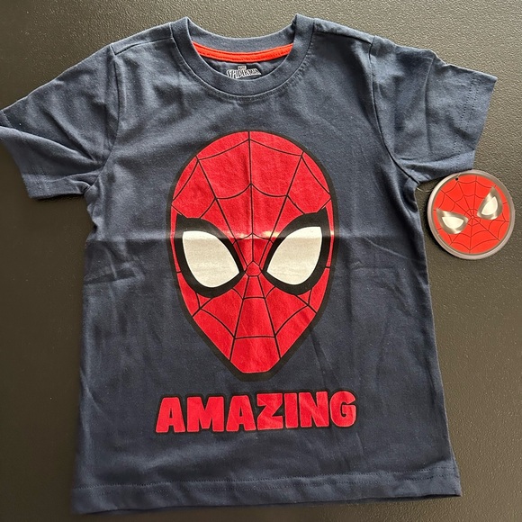 Boys Marvel Spiderman Metallic Iron On Tee Size 5 - Picture 3 of 4